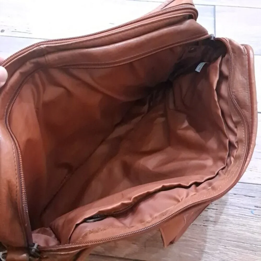 EKA Leather Briefcase Crossbody Laptop Document‎ Case camel brown tan Vintage